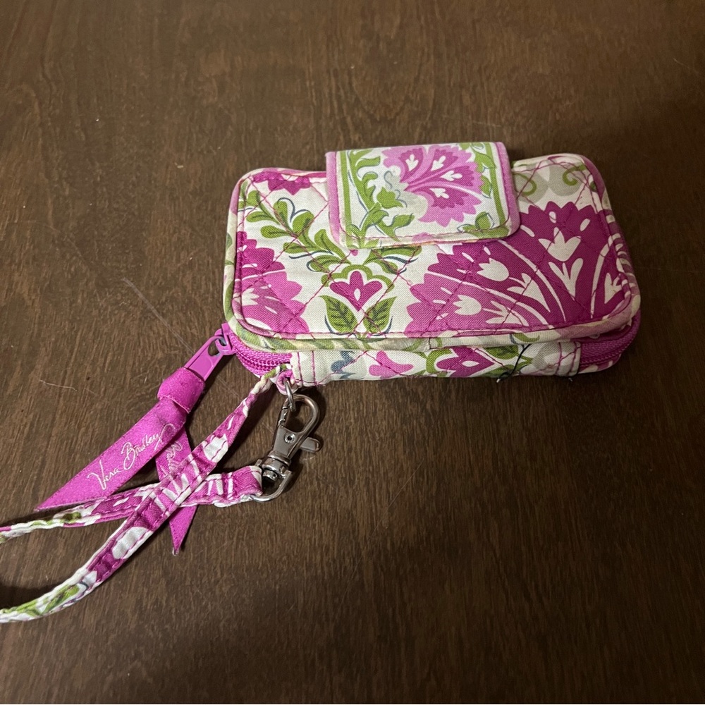 Vera Bradley Julep Tulip Wristlet Clutch Wallet Pink white green Floral